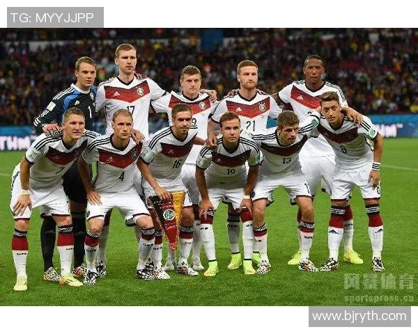 2014年世界杯小组赛美国队与德国队的激烈对决回顾与分析 2014年世界杯小组赛美国队与德国队的激烈对决回顾与分析